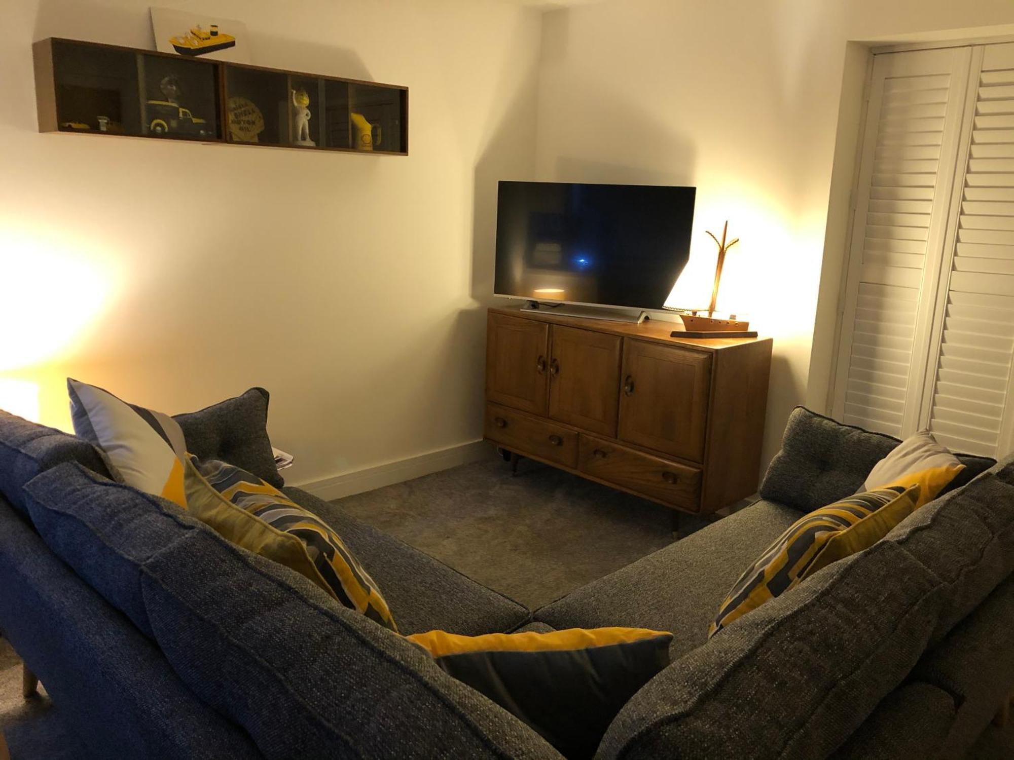 Villa Retro Retreat, Sea View, Free Parking & Ev Plug-In Whitby Esterno foto