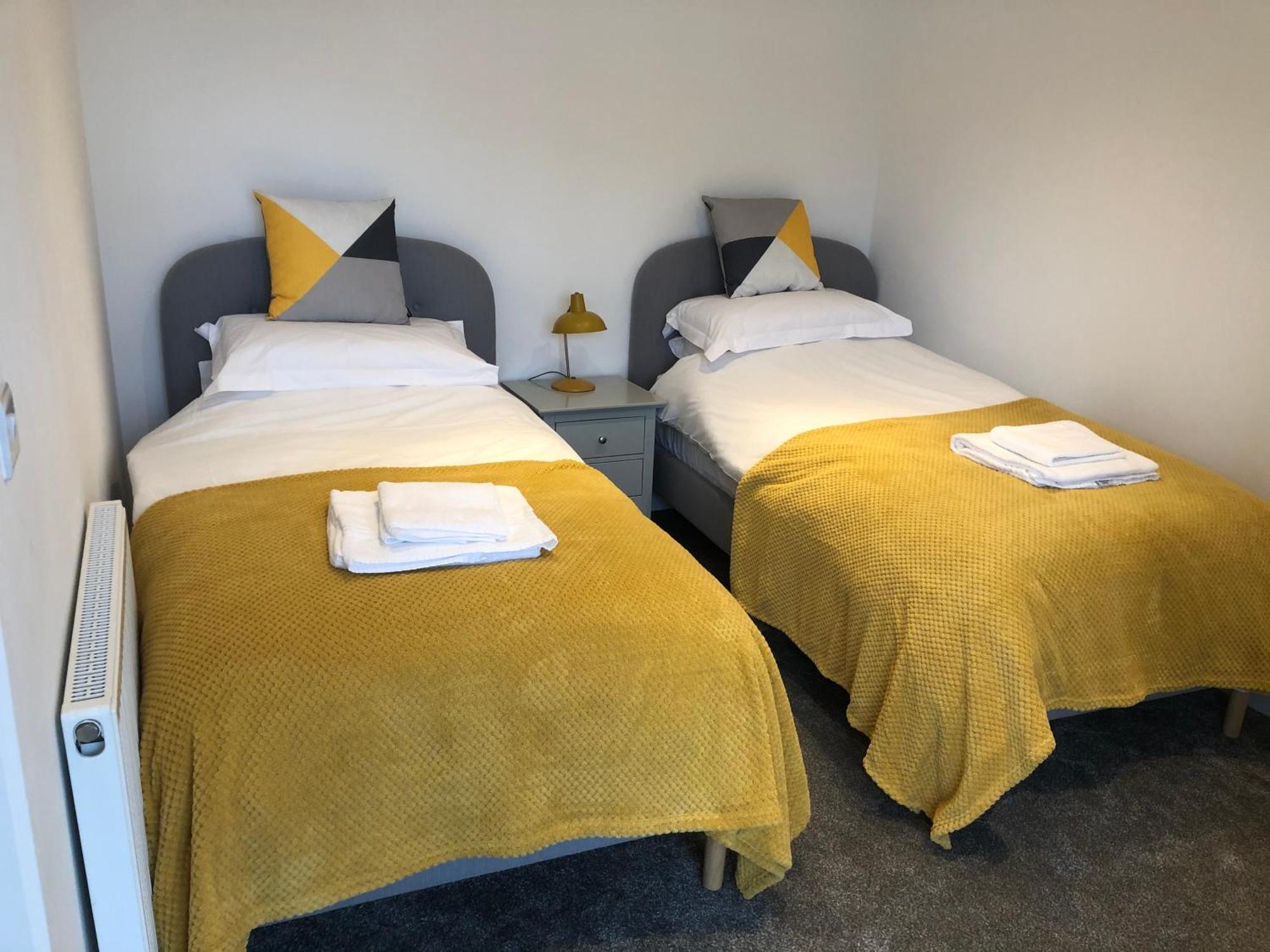 Villa Retro Retreat, Sea View, Free Parking & Ev Plug-In Whitby Esterno foto