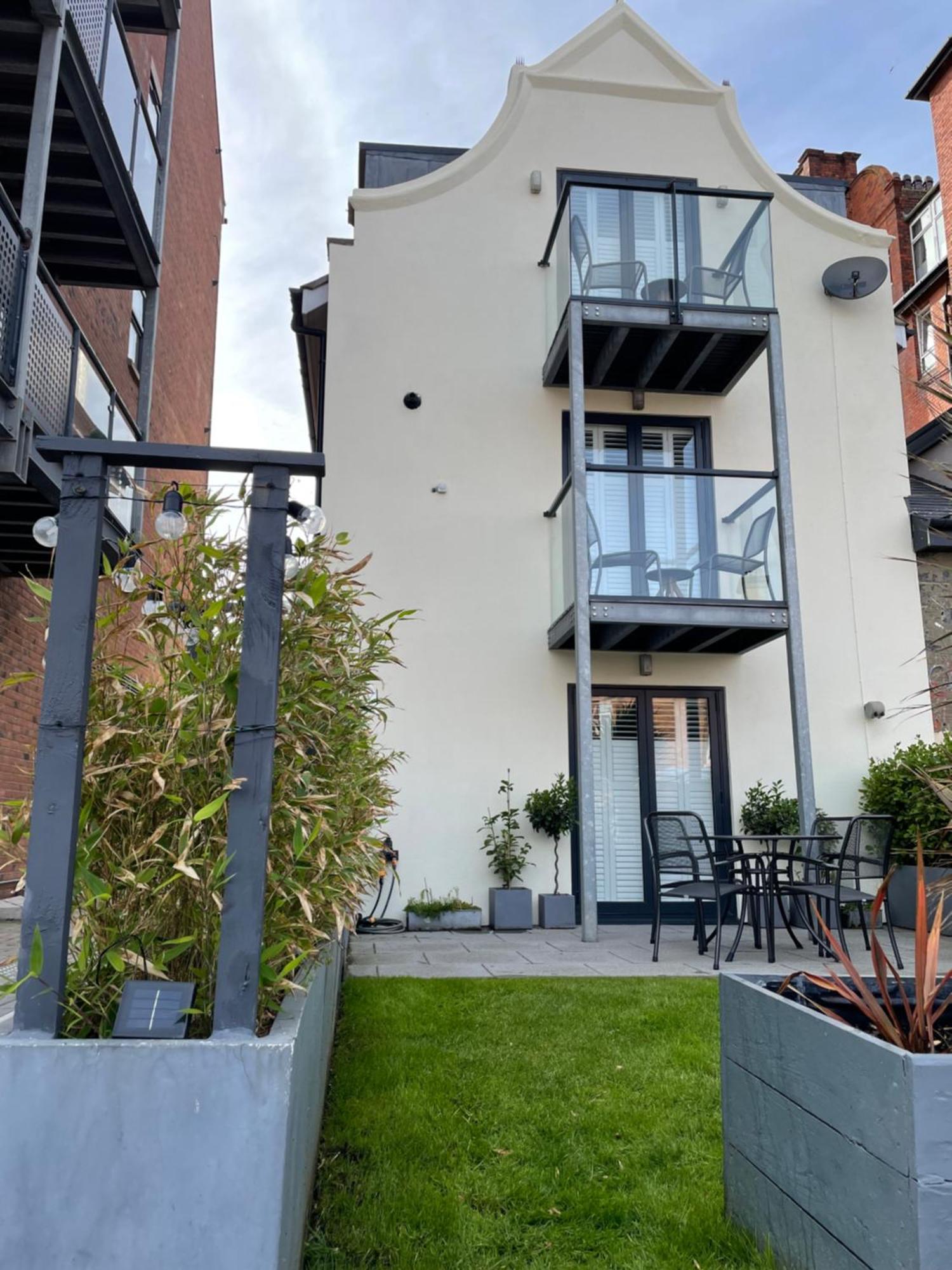 Villa Retro Retreat, Sea View, Free Parking & Ev Plug-In Whitby Esterno foto