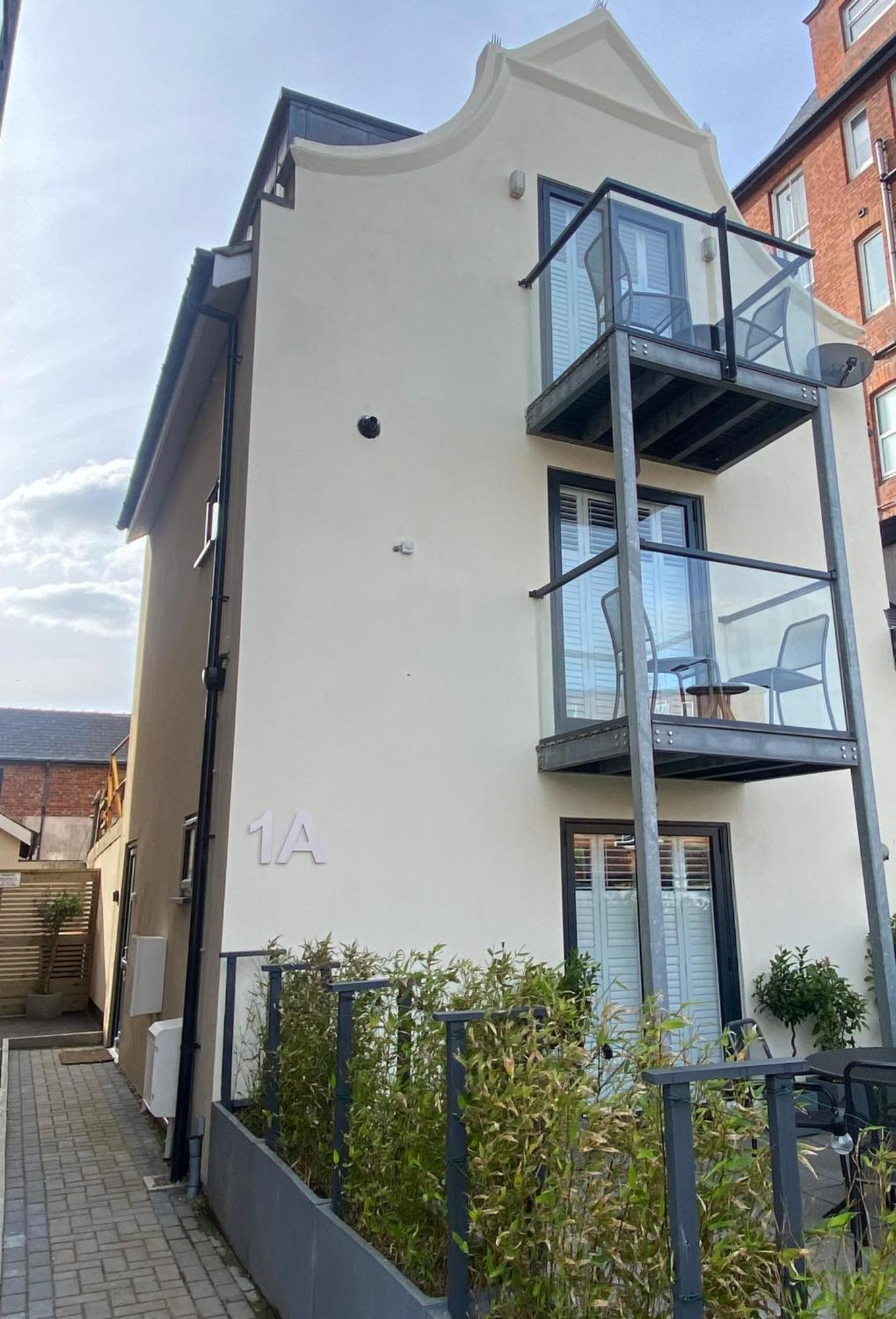 Villa Retro Retreat, Sea View, Free Parking & Ev Plug-In Whitby Esterno foto
