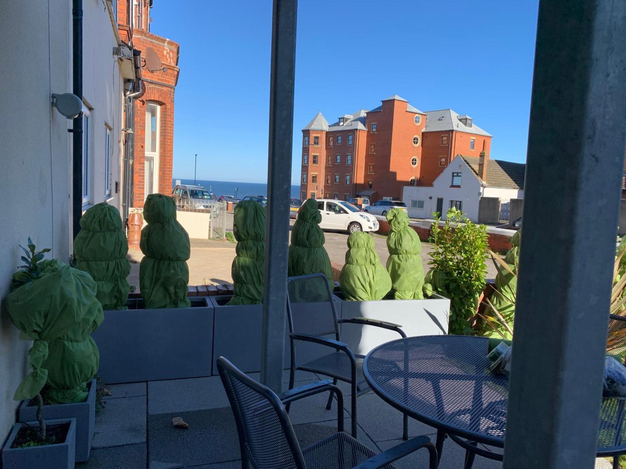 Villa Retro Retreat, Sea View, Free Parking & Ev Plug-In Whitby Esterno foto